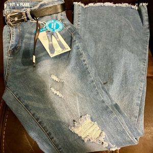 S.O.N.G. FIT n FLARE JEANS #426